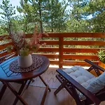 Wonderwood Family Apartment